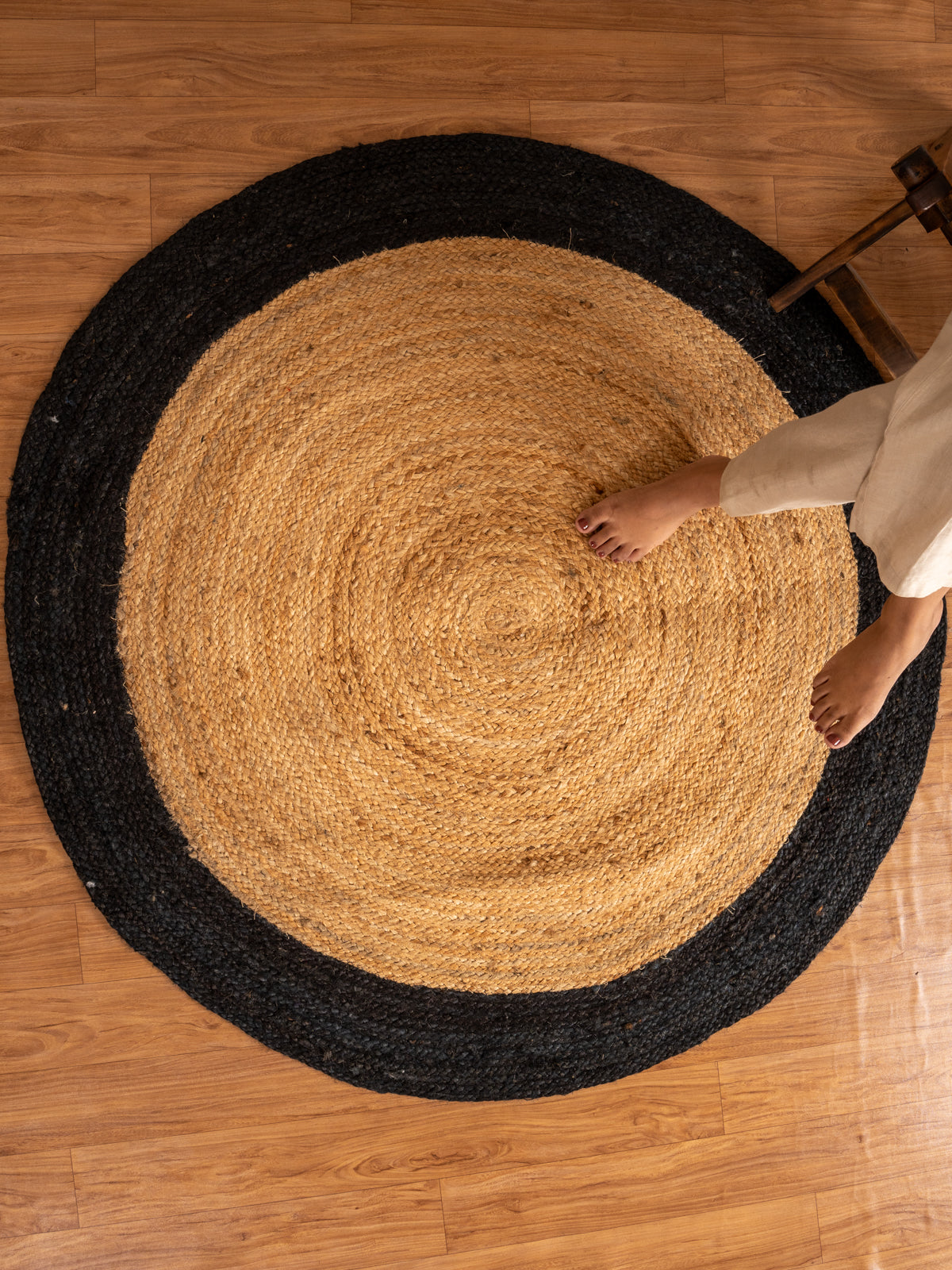 Black Border Natural Jute Round Floor Carpet Ultra Large - 4x4