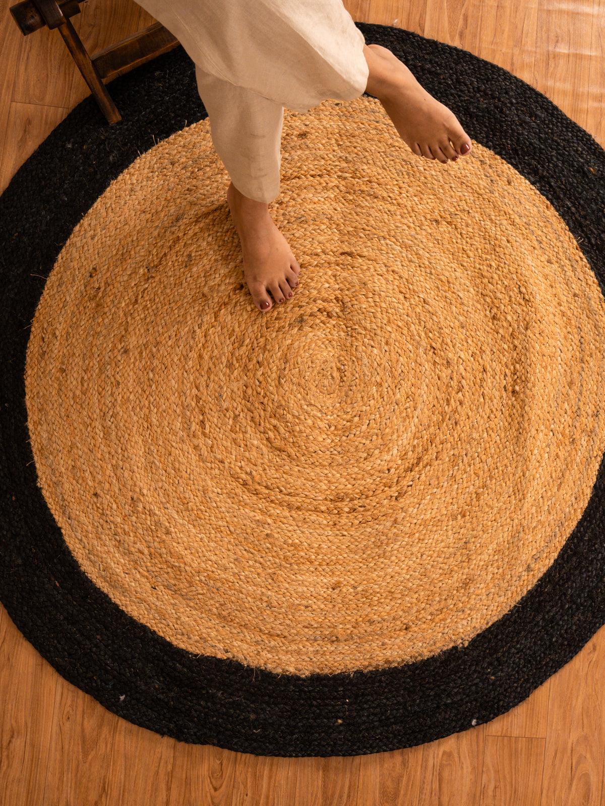 Black Border Natural Jute Round Floor Carpet Ultra Large - 4x4